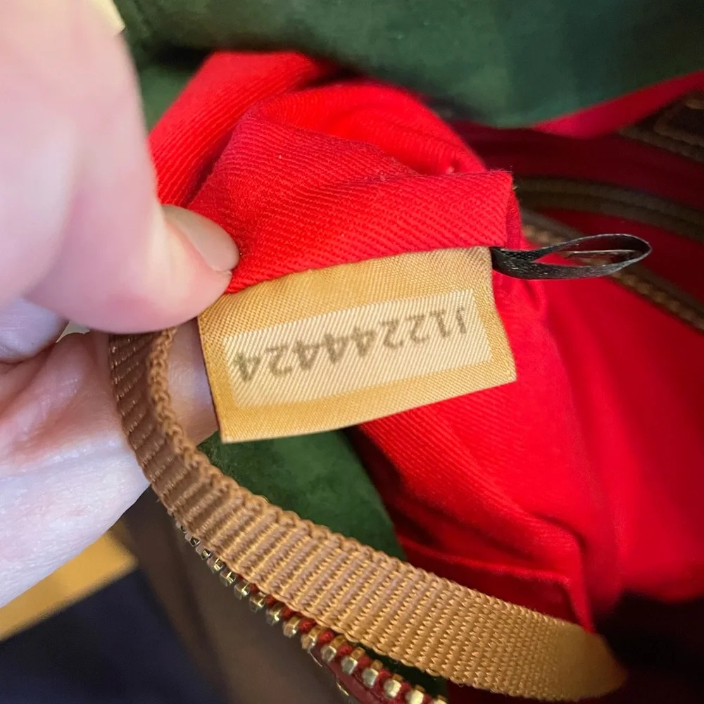 Dooney and Bourke Leather cross body bag - Picture 4 of 11